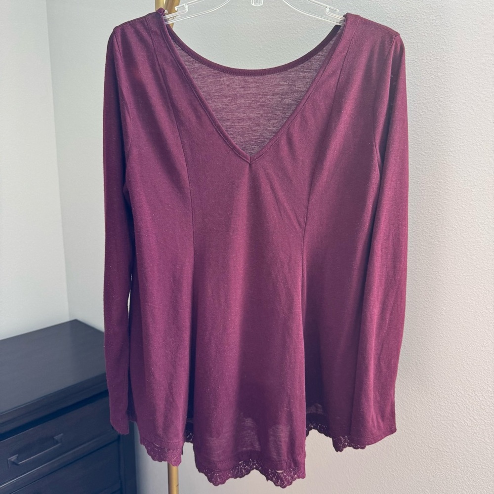 Xhilaration Burgundy Linen Blend Lace Trim Deep V Back Top L